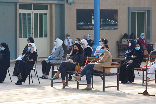 Kuwaiti Women waiting to cast their votes . Photo by AFP
